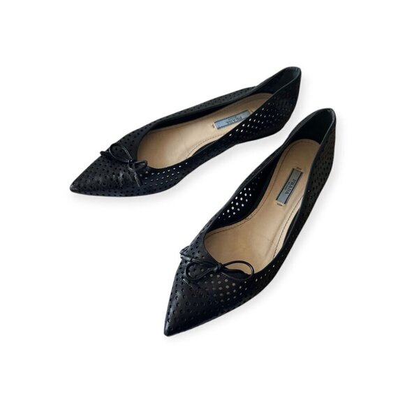 Prada Pointed Toe Flats, Black Perforated Leather, Size 39 EU, dust bag - Picture 6 of 15